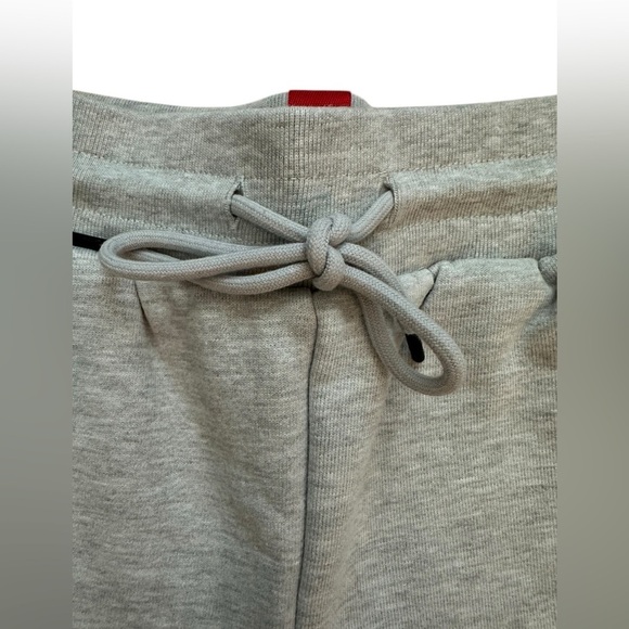NWOT 100 Thieves Heather Grey Sweat Shorts - Picture 5 of 7
